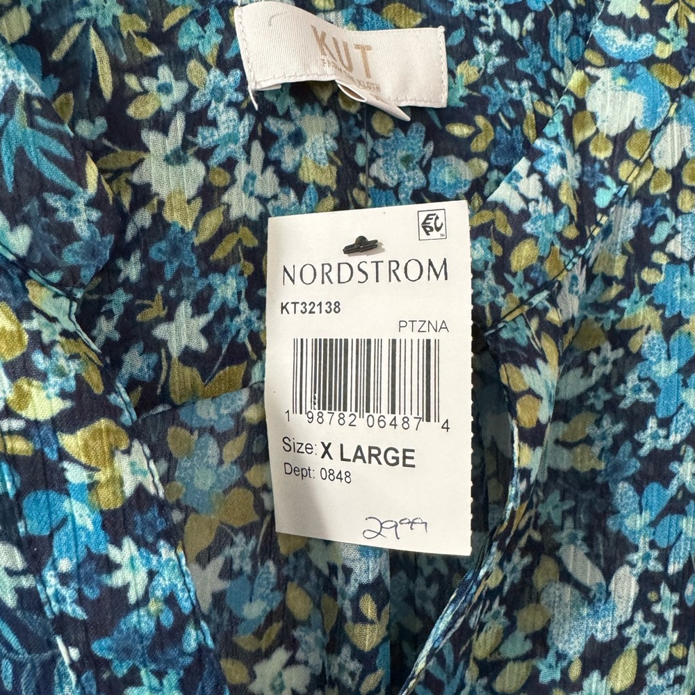 Kut from the Kloth Blue Floral Blouse - Picture 5 of 6